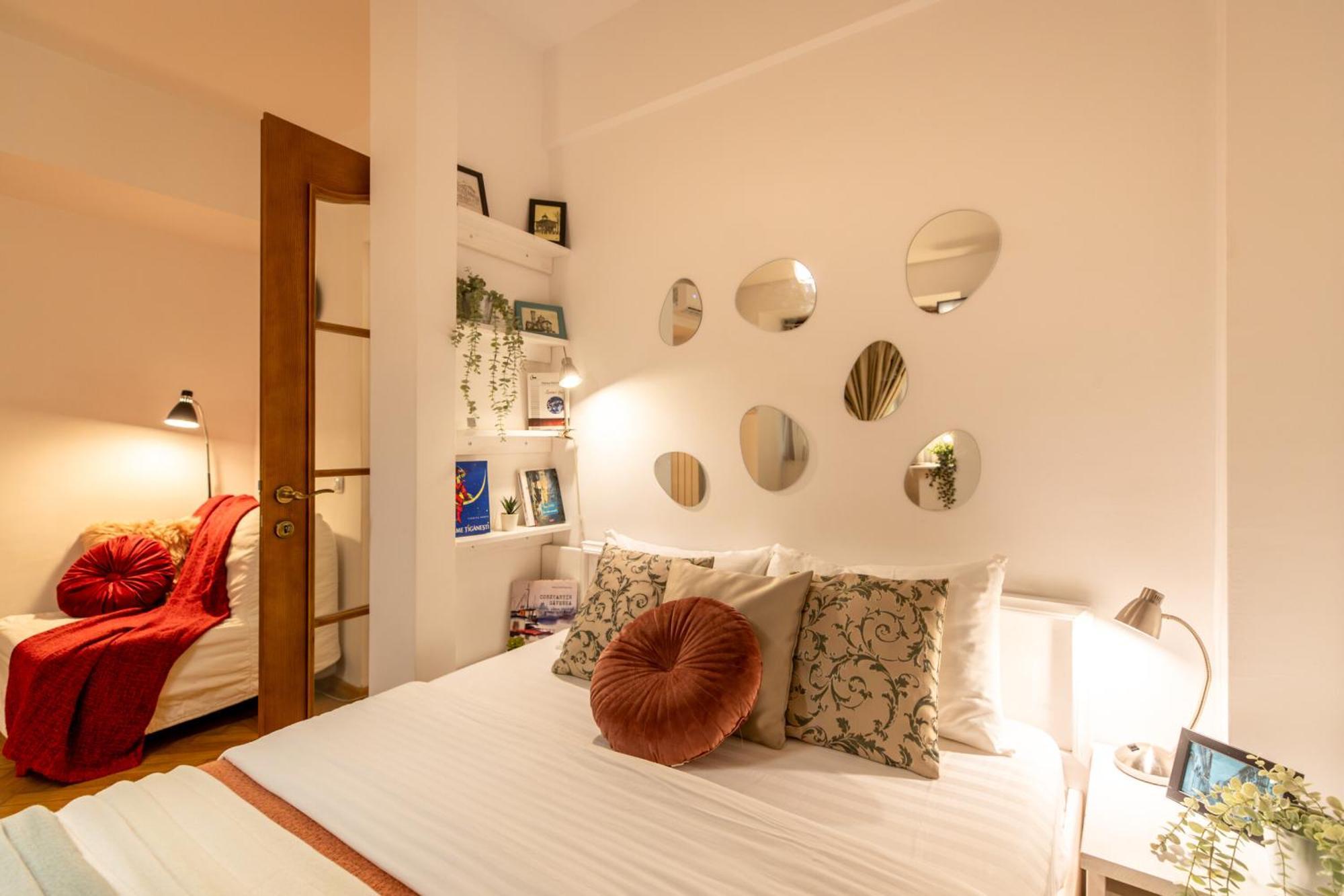 2Br Apartment At Piata Natiunilor Unite: Perfect For City Center Stays ブカレスト エクステリア 写真