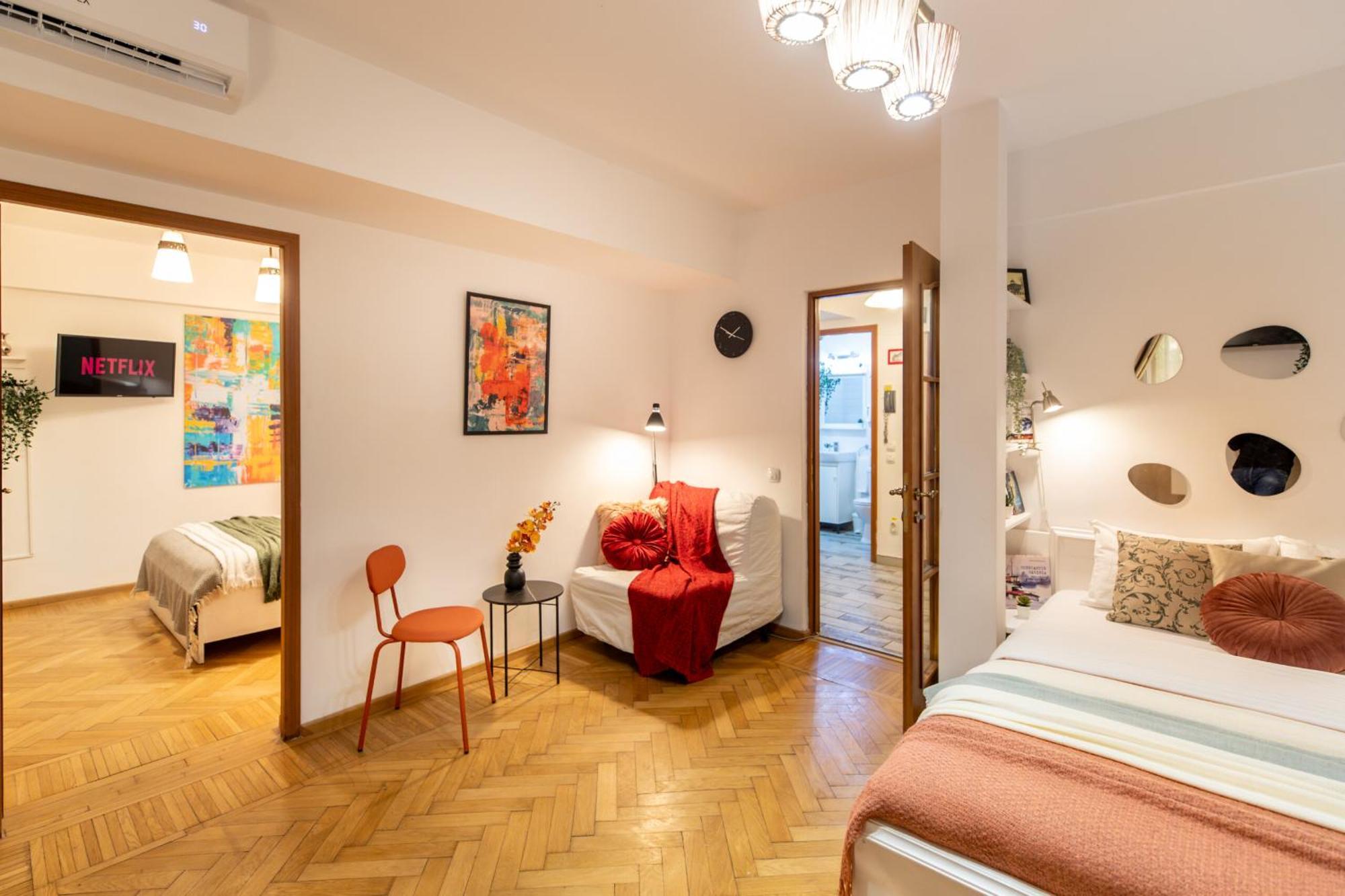 2Br Apartment At Piata Natiunilor Unite: Perfect For City Center Stays ブカレスト エクステリア 写真